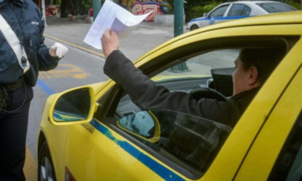 Κορονοϊός: Μόνο ένας επιβάτης στα ταξί - Αντιδρούν οι επαγγελματίες